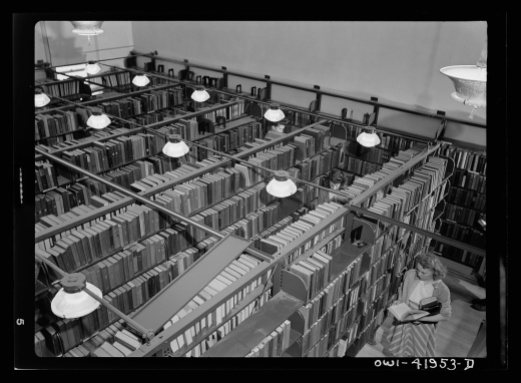Southington, Connecticut. Stacks of the public library containing 15,000 books. Photo by Charles Fenno Jacobs, courtesy Library of Congress Prints and Photographs Division Washington, Farm Security Administration - Office of War Information photograph collection (Library of Congress): https://www.loc.gov/resource/fsa.8d34963/